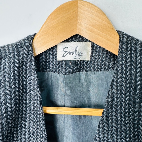 Beautiful Structured Vintage Herringbone Tweed Double Breasted Blazer Size 6 - Picture 5 of 6